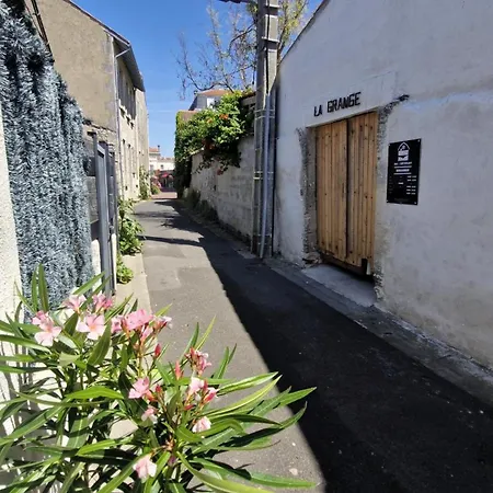 Georges De Didonne - Emplacement Priviligie Pour Un Sejour A Deux Ou En Solo سان-جورج-دي-ديدون