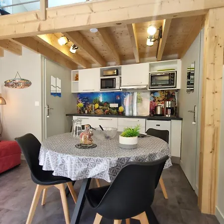 Georges De Didonne - Emplacement Priviligie Pour Un Sejour A Deux Ou En Solo فيلة *